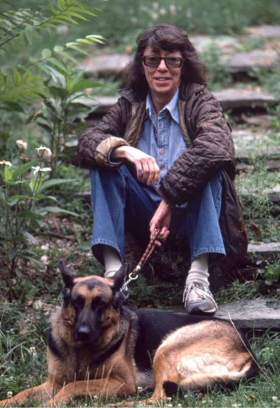 Joan Mitchell with her German shepherd Iva in Vétheuil, France, 1983.